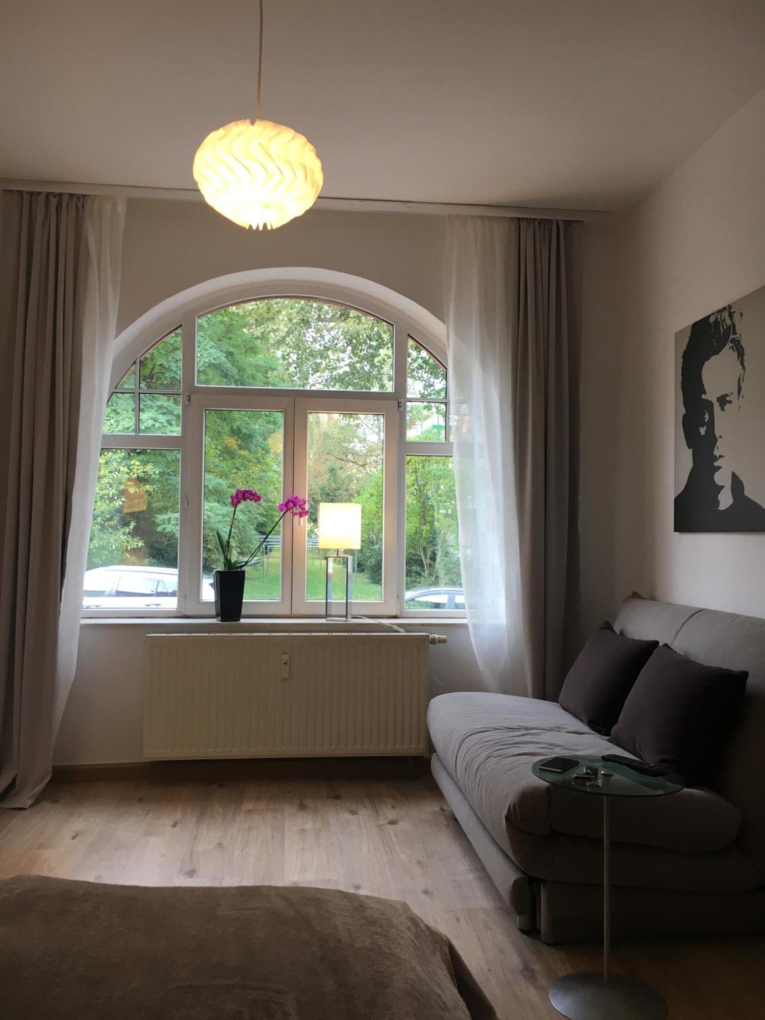 Gemuetliche Ferienwohnung Im Erdgeschoss- Jenaer Strasse Erfurt Exterior foto
