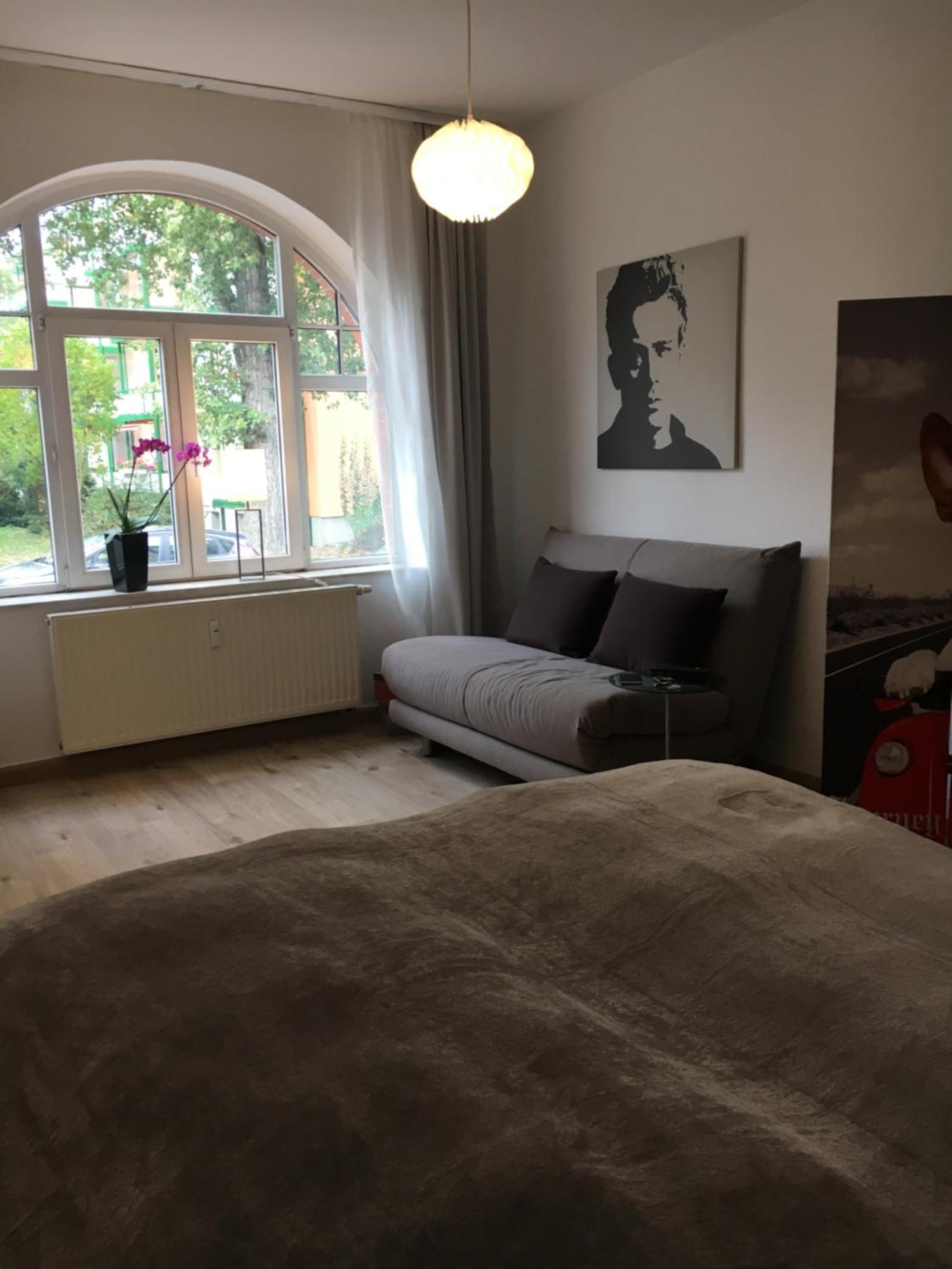 Gemuetliche Ferienwohnung Im Erdgeschoss- Jenaer Strasse Erfurt Exterior foto